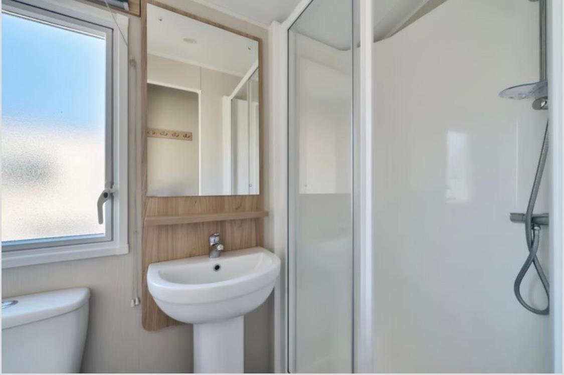 Emma'S Retreat 3-Bedroom Caravan Sleeps 6 At Durdle Door Nr Wareham Dorset エクステリア 写真